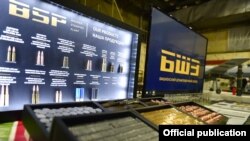 Бул тизмеге карызы 500 миң сомдон ашкан субъекттер гана кирген. Арасында ири мамлекеттик компаниялар да, жеке ишкерлер да бар. Көбү бүгүнкү күнгө чейин карыздарынан кутула элек. Сүрөттө: Бишкек штамп заводу, 2022-жыл.