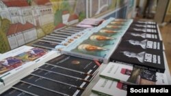 ТҮРКСОЙ уюму чыгарган кыргыз акын-жазуучуларынын китептери. 29-декабрь, Бишкек ш.