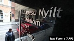 Az OSF egykori budapesti székháza Magyarországról való kivonulásuk bejelentése idején, 2018-ban
