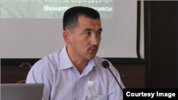 Азис Сапаралиев