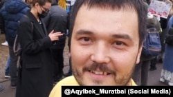 Акылбек Муратбай, каракалпакский активист и правозащитник, задержанный в Алматы по запросу Ташкента