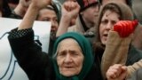 Митинг, посвященный годовщине массовой депортации чеченского народа. 23 февраля 2000 года 