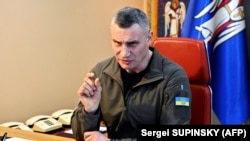 У Києві загасили пожежу у торговому центрі «Космополіт» у Солом’янському районі, розповів мер столиці Віталій Кличко ввечері 13 січня