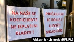 Poruke sa štrajka zaposlenih u Pošti Crne Gore, 2. oktobar 2023.