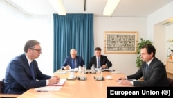 Predsednik Srbije Aleksandar Vučić i premijer Kosova Aljbin Kurti na sastanku u Briselu sa šefom diplomatije EU Žozepom Boreljom i izaslanikom EU Miroslavom Lajčakom, 14. septembar 2023.