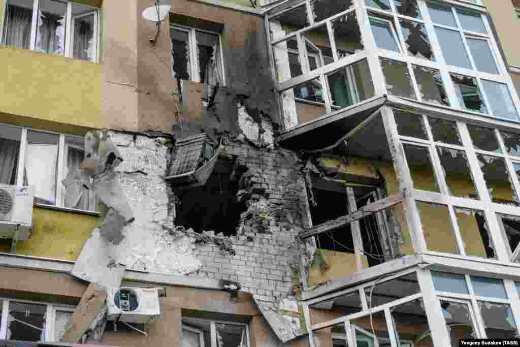 The impact site of an apparent kamikaze drone that smashed into an apartment block in Voronezh on June 9. Three people were lightly wounded by glass fragments in the blast. The Voronezh region partly borders Ukraine.