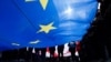 Флаг ЕС на акции у здания парламента Грузии