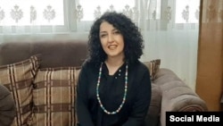 نرگس محمدی