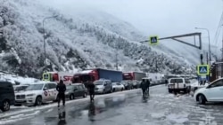 Հերթեր Լարսում. կառավարությունն արդյո՞ք համարժեք այլընտրանքային շուկաներ գտել է հայկական արտադրանքի համար