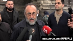 Շիրակի թեմի առաջնորդ Միքայել արքեպիսկոպոս Աջապահյանը, արխիվ
