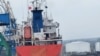Судно без опознавательных знаков в Керченском морском рыбном порту. Крым, 5 ноября 2023 года