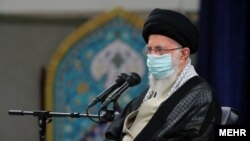 علی خامنهای طی ۳۳ سال گذشته به عنوان «ولی فقیه» و رهبر جمهوری اسلامی قدرت را در ایران در دست داشته است.