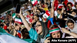 حضور زنان در ورزشگاه، چالش‌برانگیزترین مسئله ورزش ایران در دو دهه گذشته بوده است. 
