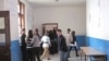 Dhuna nëpër shkolla 