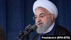 روحانی: ما فکر می‌کنیم یک اختیاراتی از آسمان داریم که می‌توانیم بر زمینیان هر فرمانی را صادر کنیم