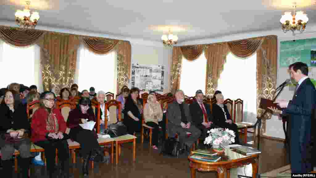 Габдулла Тукай музеенда 2012 елгы Тукай премиясе кандидатлары белән очрашу 