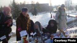 Барнаулда гадел сайлаулар таләп итүче уенчыклар митингы