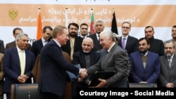 افغان ولسمشر د ټاپي پروژې لاسلیک پرمهال.