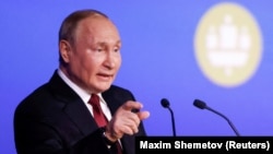 Владимир Путин на ПМЭФ в 2022 году, фото из архива