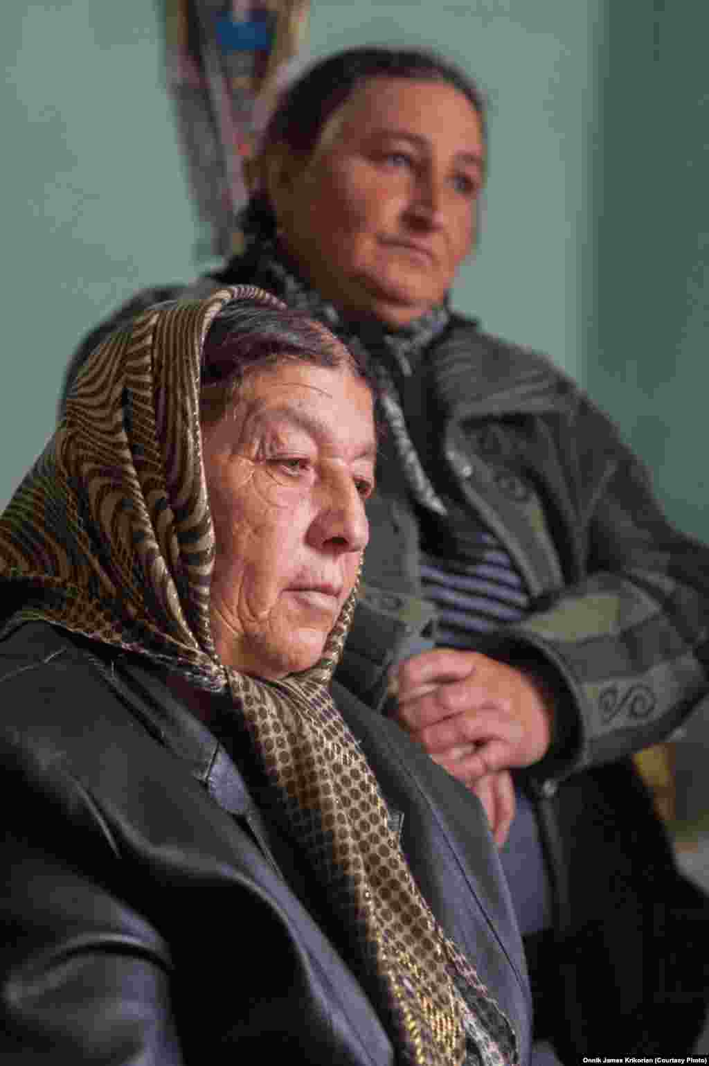 Azərbaycanlı gəlinin qohumları. 