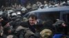 Саакашвилинин Киевдеги дүбүртү