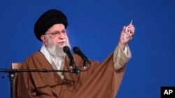 دادستان آرژانتین در مورد مصونیت خامنه‌ای گفته که «خامنه‌ای در خصوص جنایتی با ویژگی‌های تروریستی و علیه بشریت مصونیت ندارد»
