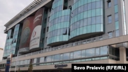 Prva banka često se nalazi u medijskim tekstovima, kao vlasništvo porodice Đukanović, foto iz arhive
