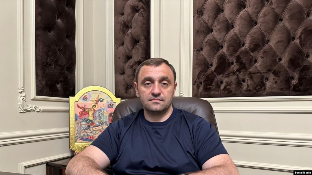 Armen Sarkisian, who authorities said died in the hospital after an explosion in the Scarlet Sails residential complex in Moscow.
