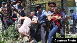 Сүрөт Юлия Барабинанын Фейсбуктагы барагынан алынды