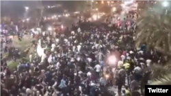 نمایی از اعتراضات در اهواز