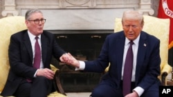 Британскиот премиер Кит Стармер и американскиот претседател Доналд Трамп