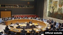 سرپيچی جمهوری اسلامی از اجرای قطعنامه موجب شده است که شش کشور قدرتمند جهان برای متقاعد ساختن مقام های تهران، طرح تحريم ها و مجازات های تازه ای را پياده کنند.