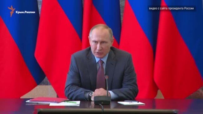Путін у Криму: Росія не згортатиме відносини з Україною
