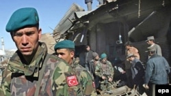 در هفته گذشته حدود نه بمبگذاری انتحاری در افغانستان صورت گرفت که ۱۴۰ کشته برجای گذاشته است.