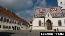 Hrvatska Vlada ocijenila izvješće Europske komisije o vladavini prava u Hrvatskoj kao odmjereno i u velikoj mjeri korektno. (Foto: Zgrada Vlade Hrvatske i Crkva Svetog Marka, Zagreb 5. listopada 2015. godine)
