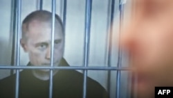 Акс аз навори видеоӣ.
