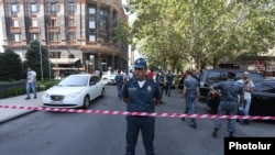 Ոստիկանները դեպքի վայրում