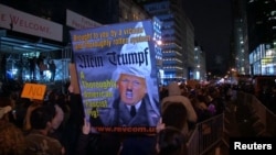 Протесты против Дональда Трампа