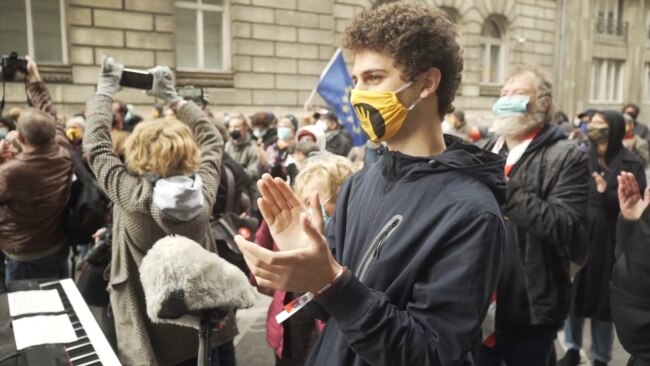 Students, Artists Protest Government's Takeover Of Famed Hungarian Film School