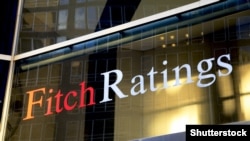 Fitch Ratings 2020 йил 10 апрелда биринчи марта Ўзбекистонга суверен кредит рейтингини берган эди.