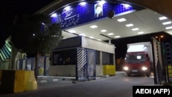ورودی تأسیسات هسته‌ای نطنز