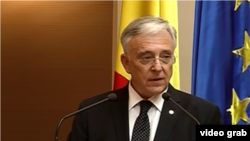 Mandatul lui Mugur Isărescu în fruntea BNR expiră în această toamnă. 