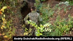 Окопи у селищі Золоте-4, вересень 2019 року