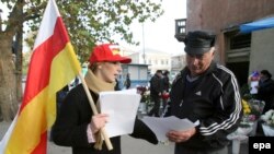 Идея об изменении срока агитации с 30 до 20 дней депутатами югоосетинского парламента будет обсуждаться на заседании президиума