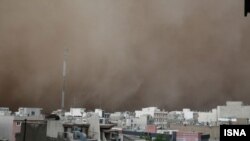 تصویری از طوفان‌های اخیر در تهران