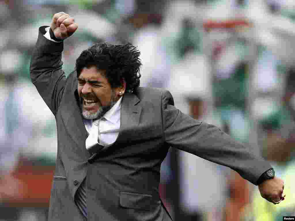 Maradona nakon postignutog gola u utakmici sa Nigerijom Foto: REUTERS / Eddie Keogh
