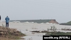 Прорыв плотины Сардобинского водохранилища в Узбекистане. Иллюстративное фото