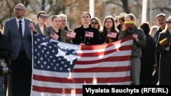 Hundreds of Lithuanians gathered in Vilnius on April 3 to honor four American soldiers who died during a training exercise in Lithuania.
