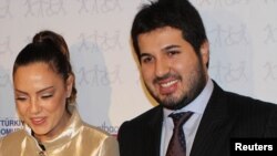 رضا ضراب و همسرش، ابرو گوندس، خواننده اهل ترکیه