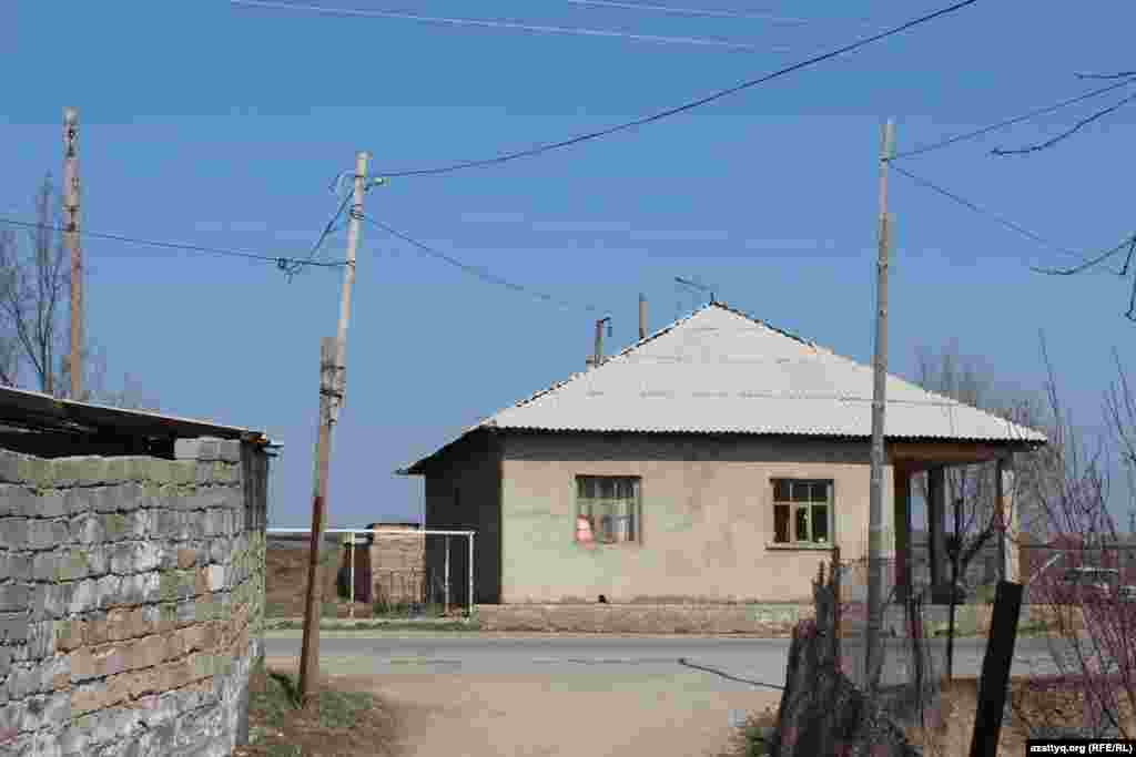 Электр желісінің тозығы жеткен бағаналары. 